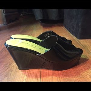 Chinese Laundry Slip On Wedges